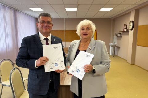 Калужское региональное отделение Союза машиностроителей России подписало соглашение с Школой имени Е.Р. Дашковой г. Кременки!